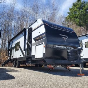 2026 FOREST RIVER PRIMETIME TRACER 235RK